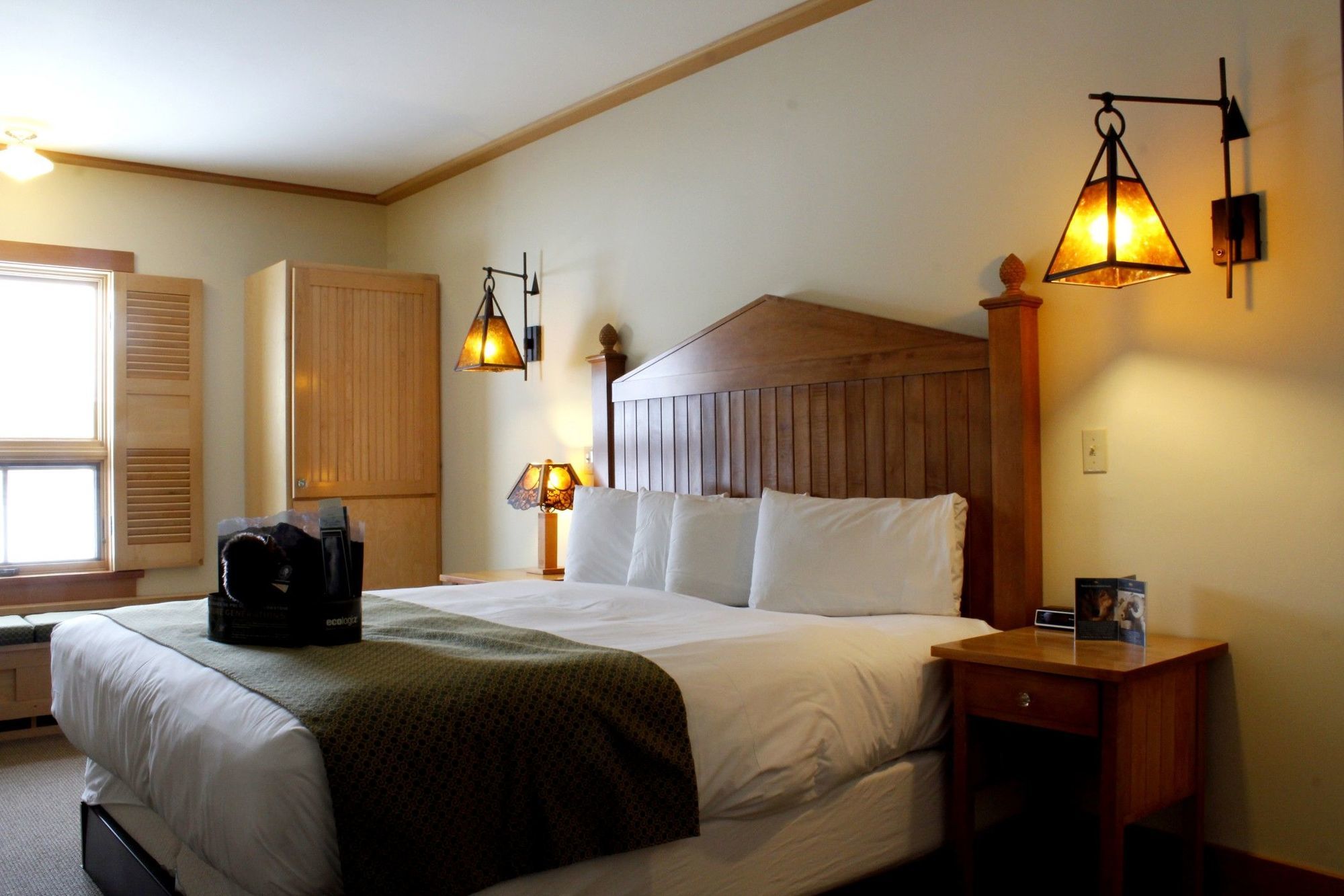 Old Faithful Snow Lodge Bagian luar foto